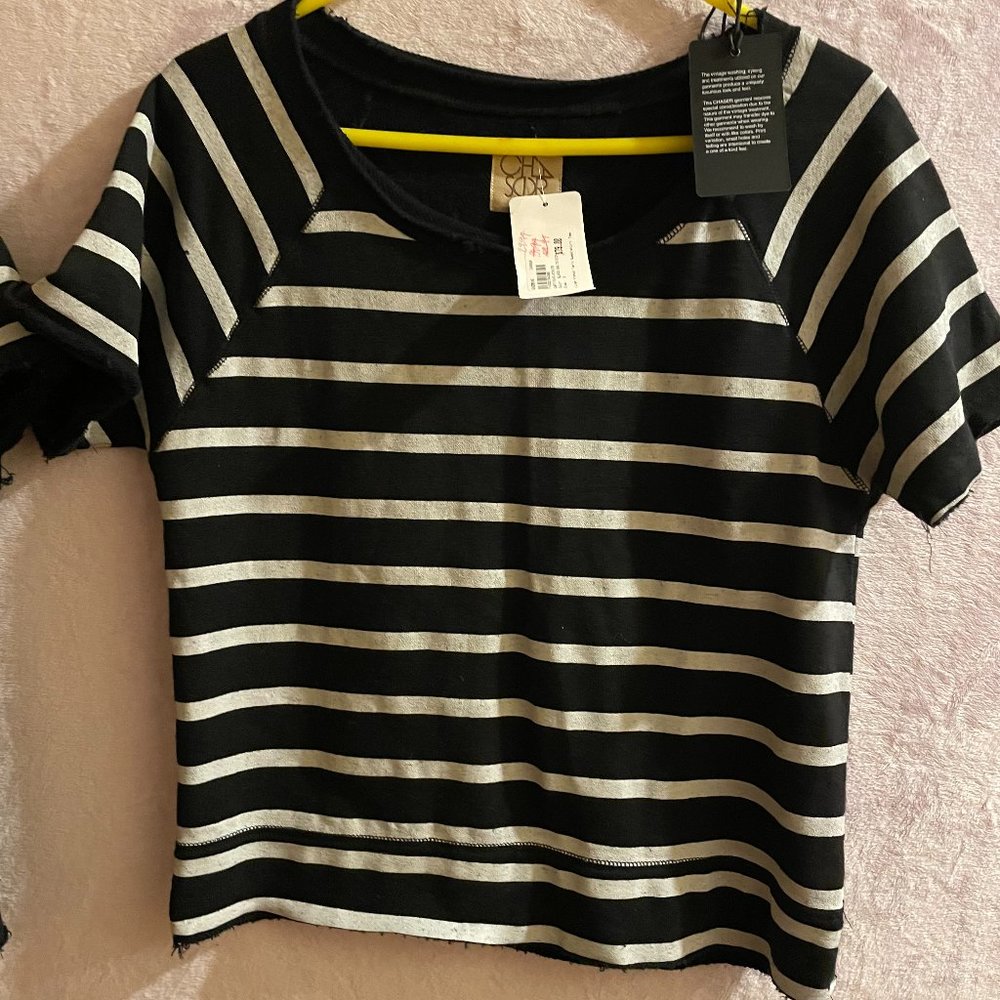 Evereve Chaser black and white striped shirt